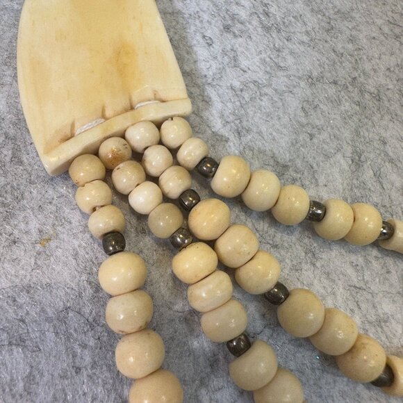 Vintage Carved Tribal Beaded Necklace Intricate Elephant Pendants & Multi-Strand - Picture 9 of 9
